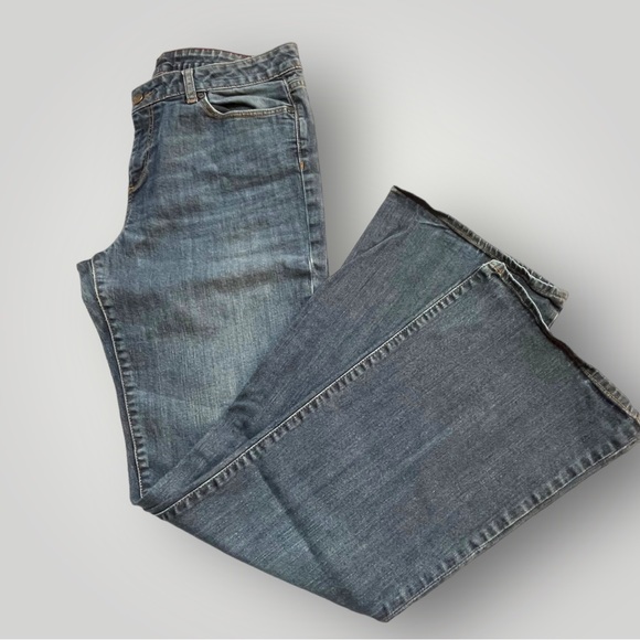 Talbots Boot Cut- Mid Rise Jeans - Picture 5 of 15